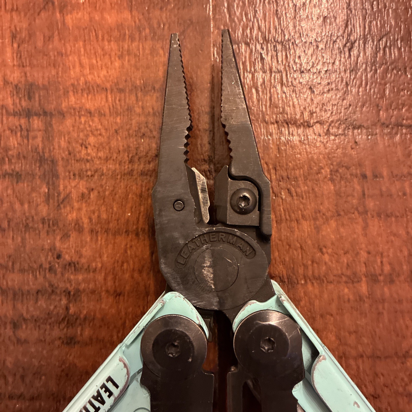 Leatherman Signal Multi-Tool Aqua – Excellent
