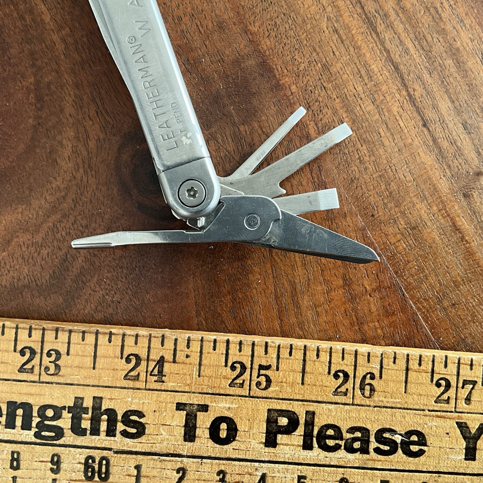 Leatherman WAVE Multi-Tool Broken Scissor Spring Date Code 0603 (June 2003)