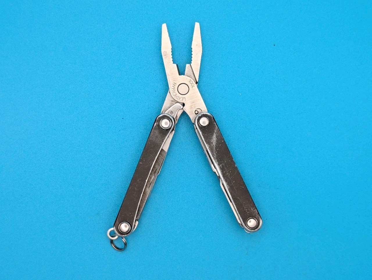 Leatherman SQUIRT PS4 Multi-Tool! BLACK! *broken scissors spring*