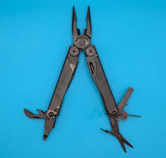 Leatherman Wave Plus + Multi-Tool! BLACK OXIDE! WITH SHEATH! Great Condition