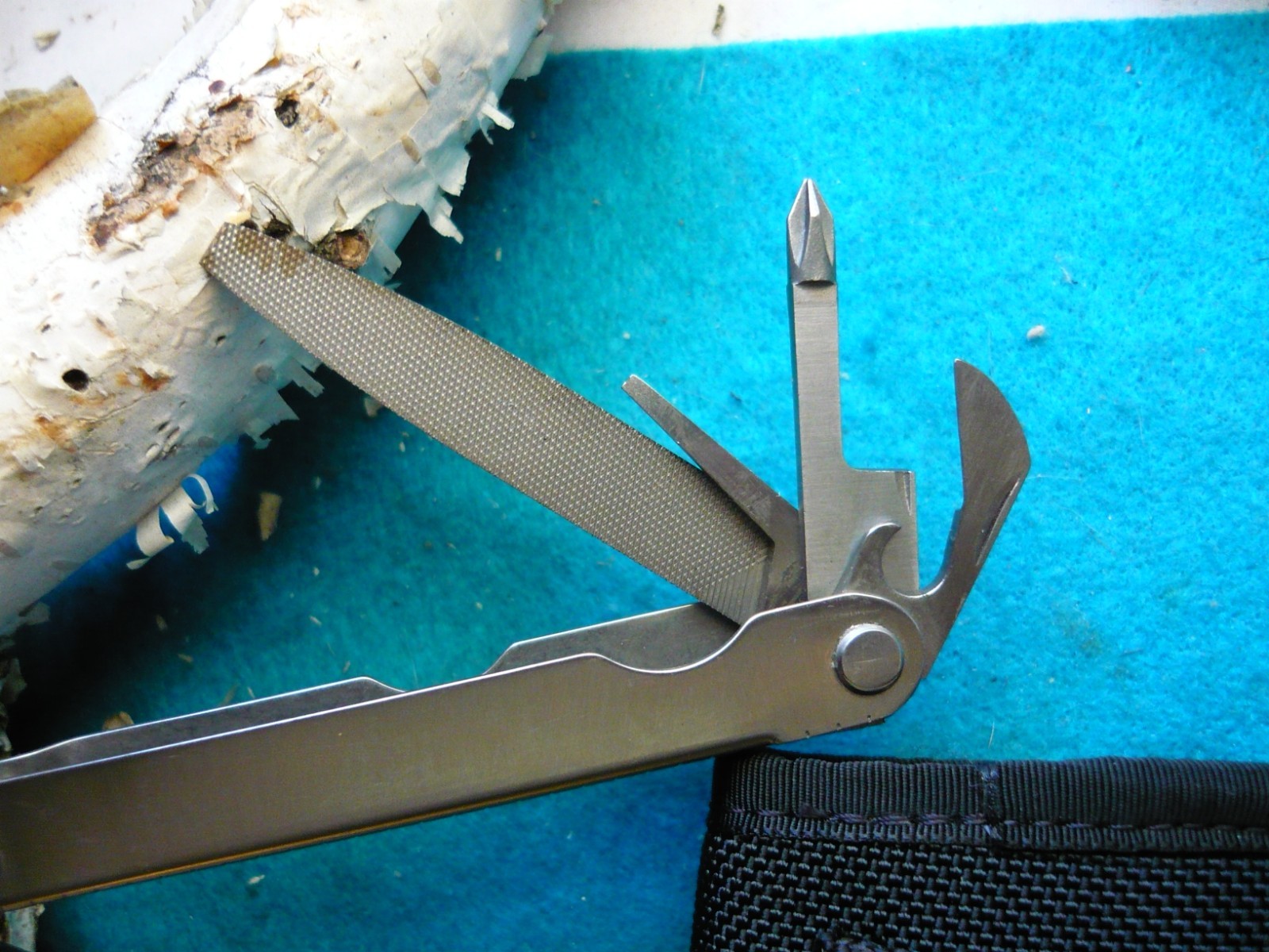 ***Leatherman BIG LETTER PST Multi-Tool -Japan W/SHEATH***