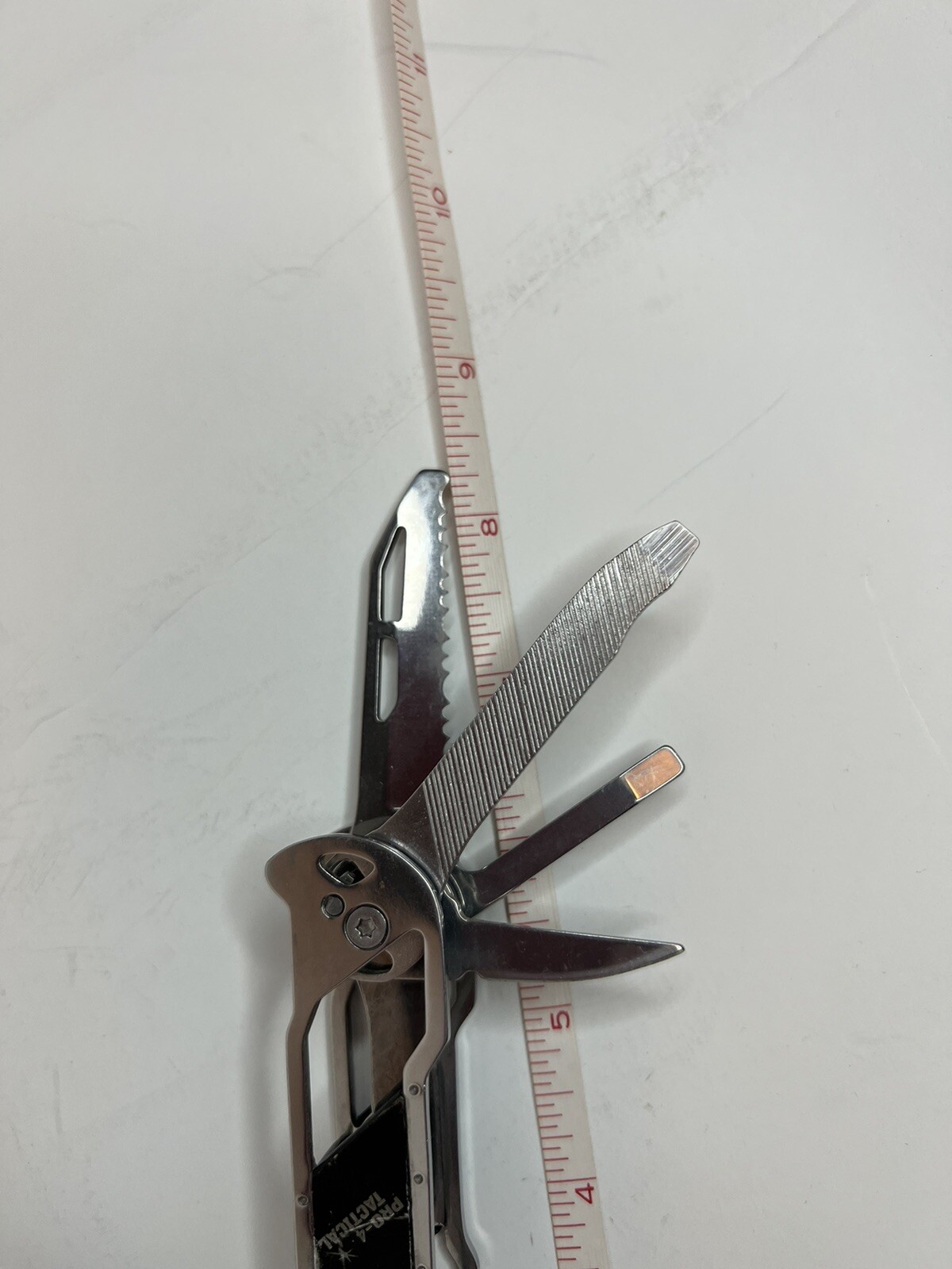 Pro-4 Tactical multi tool knife, pliers