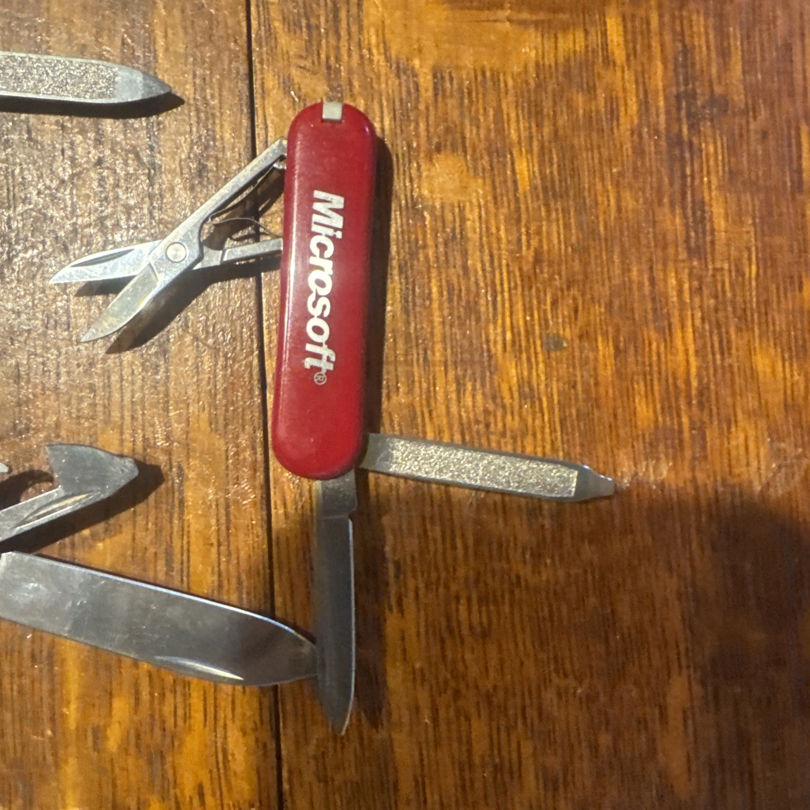 Victorinox Swiss Army Knives And Scissors Microsoft, Novell Collectors Lot