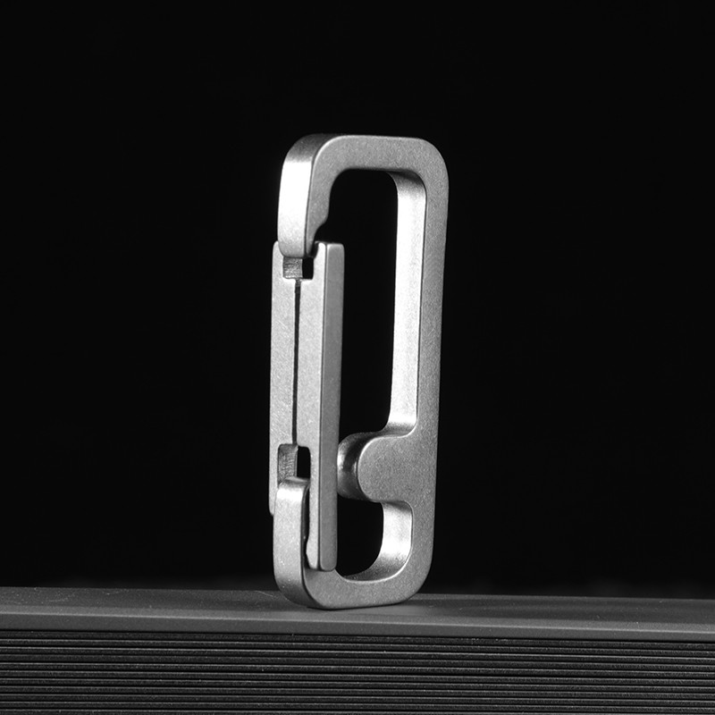 1PC EDC Titanium Carabiner Keychain Clip Car Key Chain Key Ring Holder Organizer