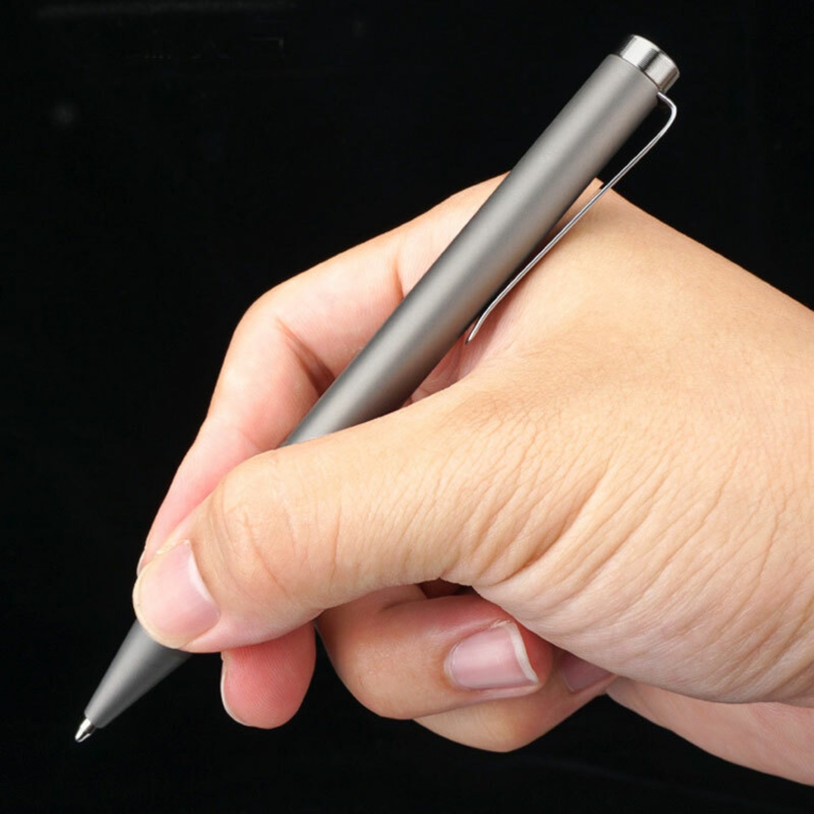 New Titanium Alloy Bolt Action Pocket Ball Pen Signature Tactical Pen G2 Refill