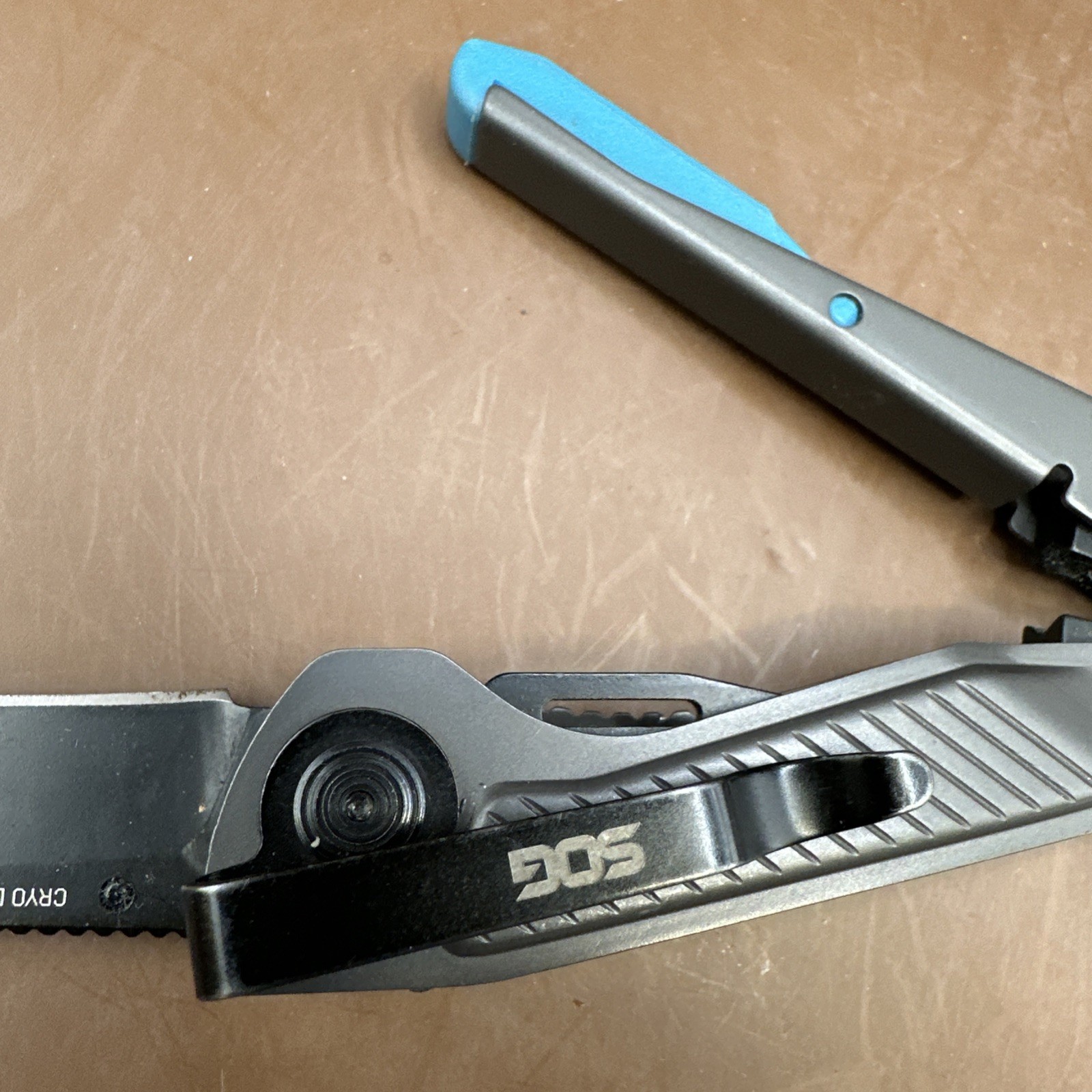 SOG Flash MT Multi-Tool Stainless Steel Housing! Urban Gray & Cyan!