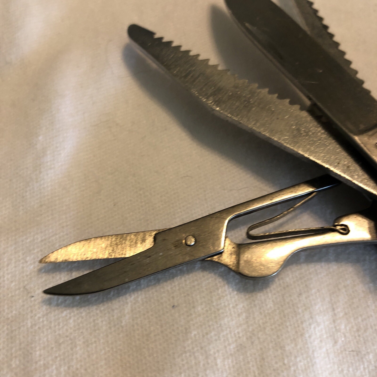 Stainless Steel Multi Tool Pocket Knife – 11 Tools including knife, saw, awl,etc