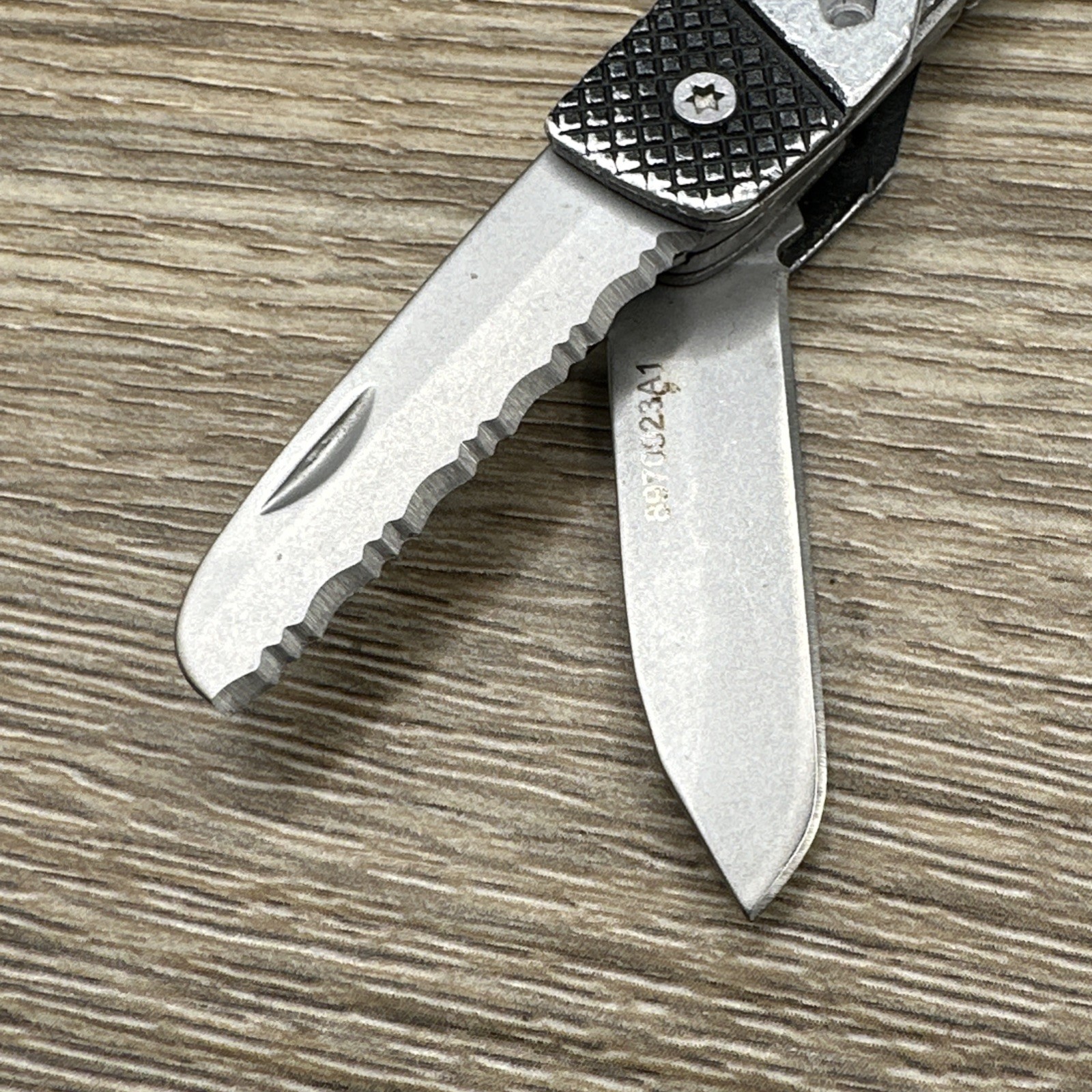 Gerber Vise Multi Tool Multitool Knife Pliers Folding EDC Tool