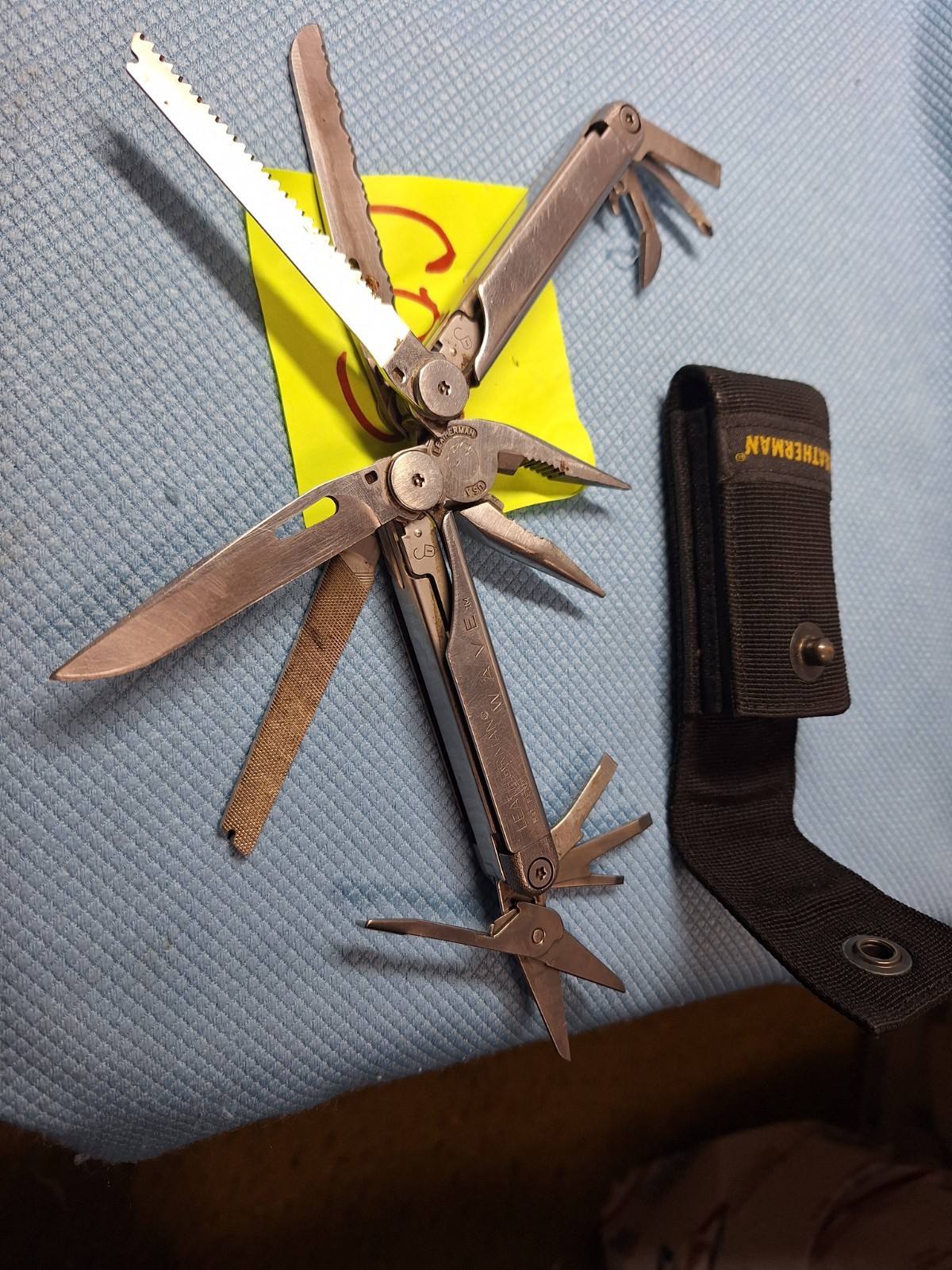 1 Leatherman 1ST GEN Multi Tool W/ SHEATH FISHING Camping LOC C03
