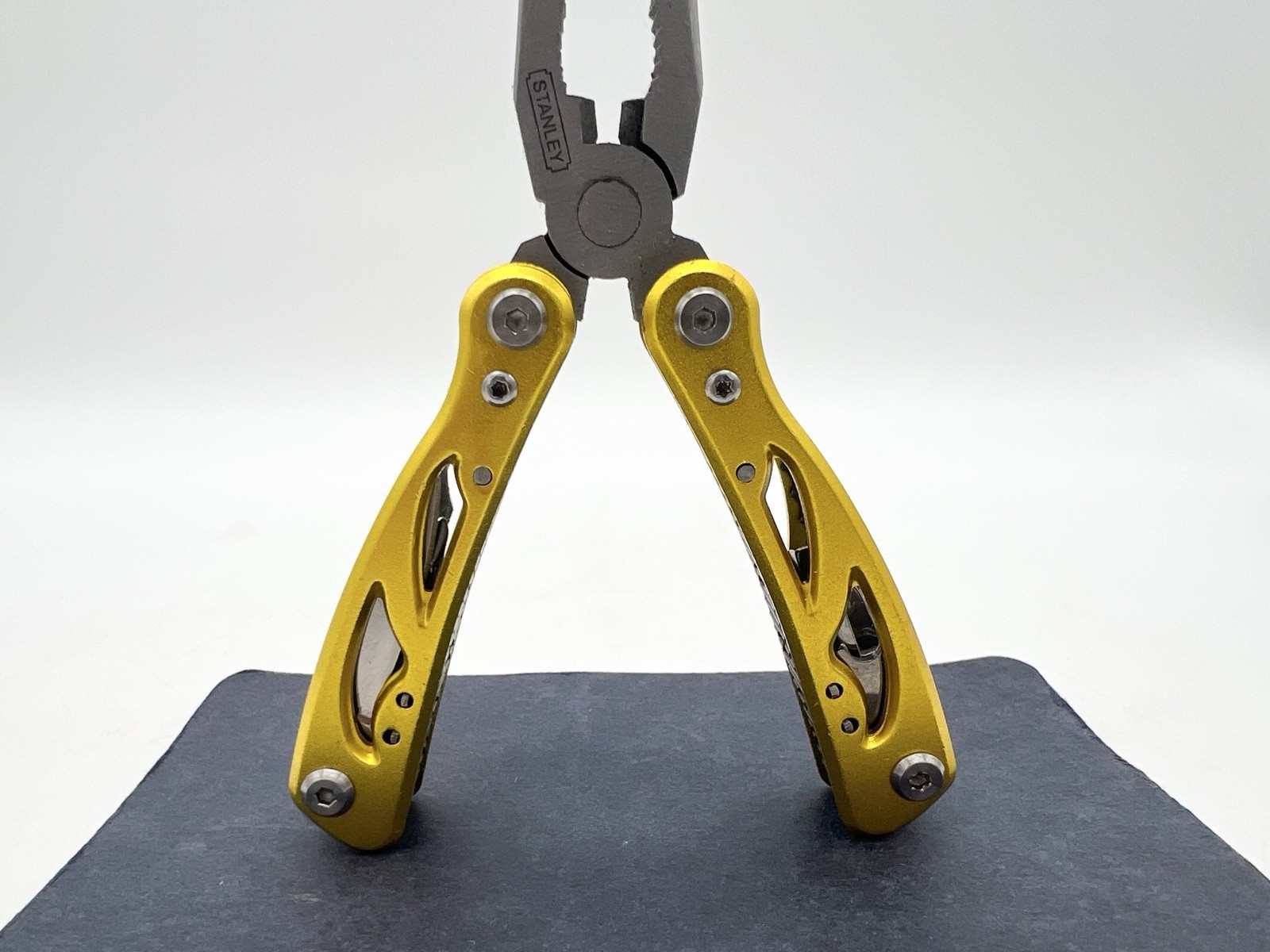 Stanley STHT0-70648 Mini Multi Tool Pliers Folding EDC Knife Screwdriver Yellow