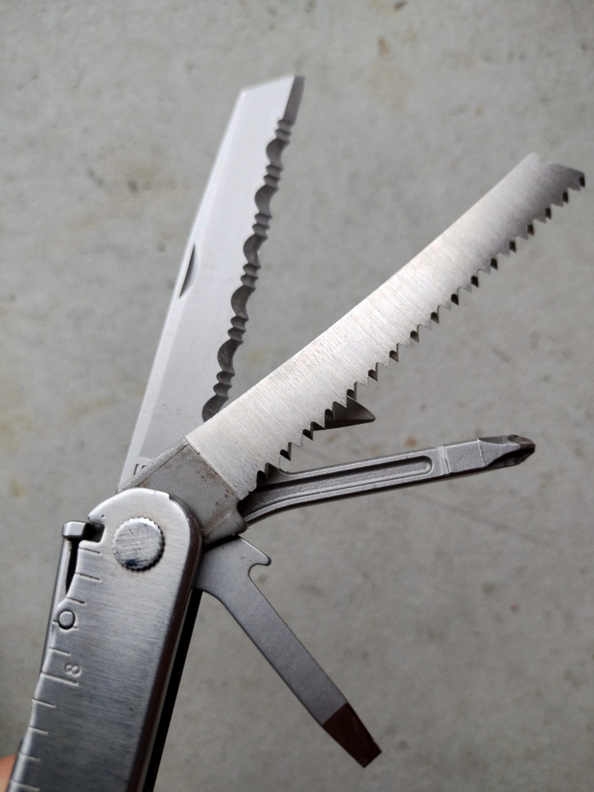 LEATHERMAN CORE STAINLESS W/BLACK LEATHER SHEATH MULTI-TOOL USA, VERY GOOD!