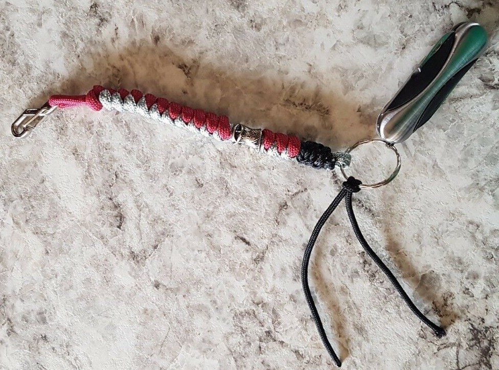 Knife Multi Tool Skull Keychain Paracord