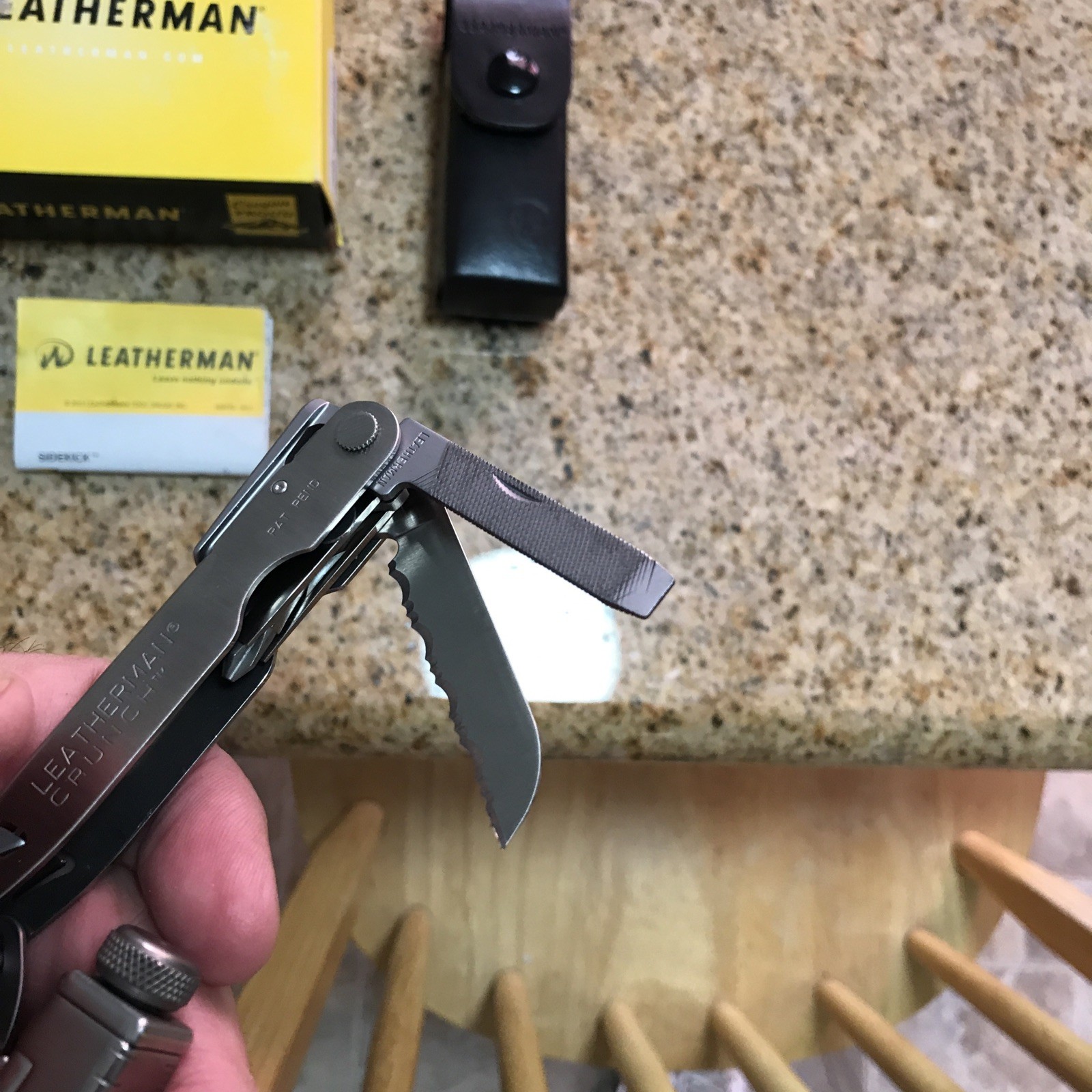 Leatherman Crunch multitool, Leather Sheath, Made in USA in 2011 Mint Condition