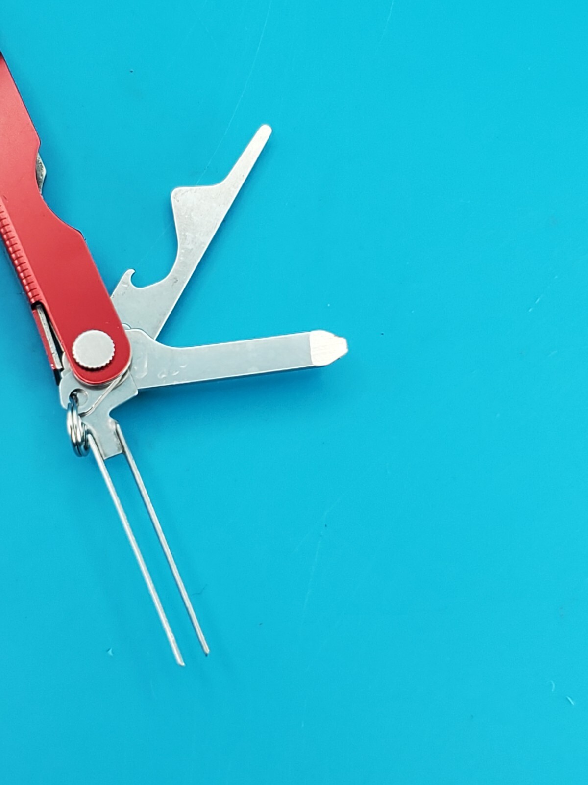 Leatherman Micra Multi-Tool, Knife, Scissors, Key Ring, Red! *ACCOUNTING DEPT*