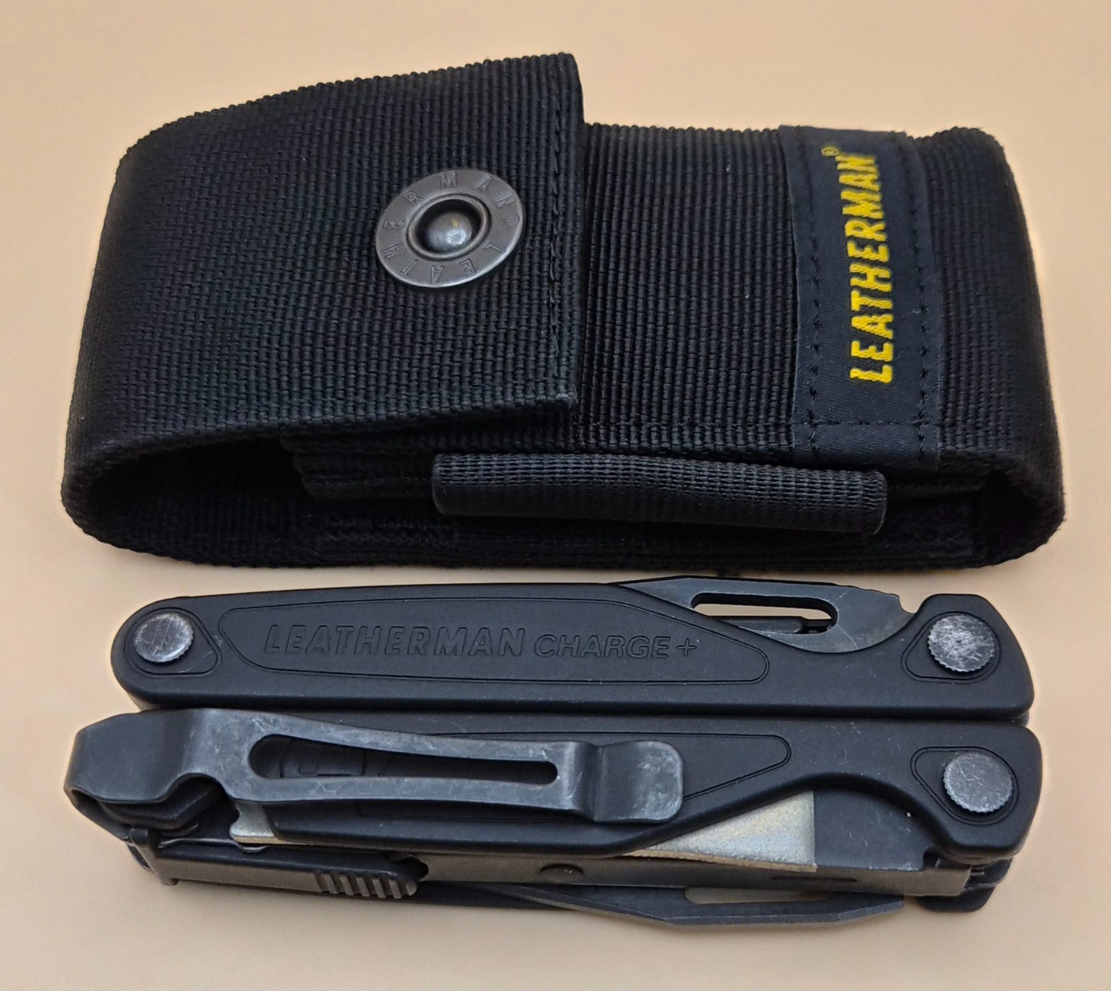 Leatherman RETIRED CHARGE Multitool – Black Good Condition (006) (Date: 09/23)