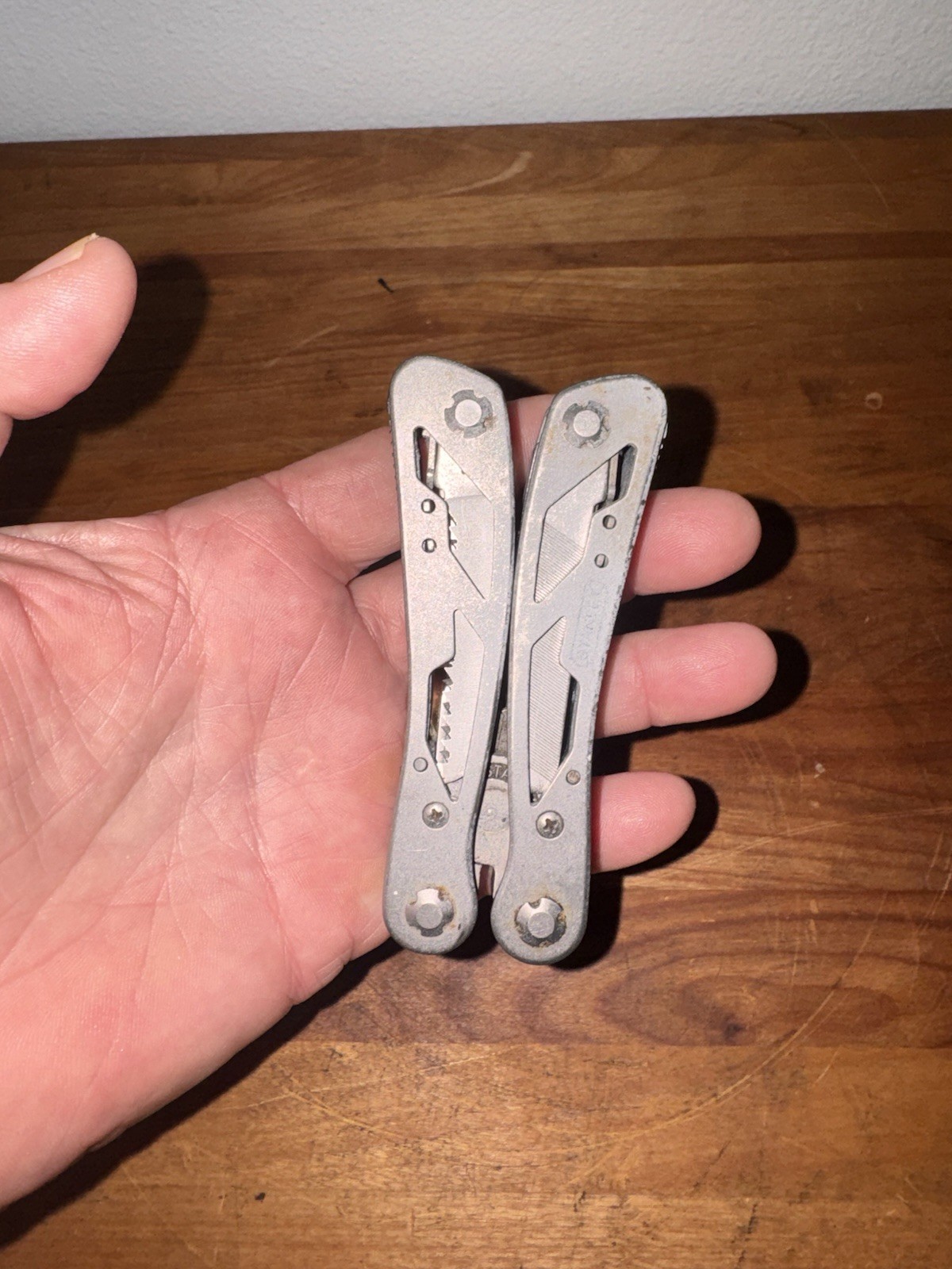 Stanley 12 In 1 Multi Tool. Last Photo Shows All Tools That Are Included. NICE.