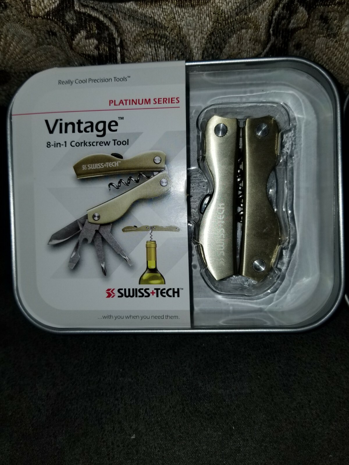 Swiss+Tech 8-in-1 Mini Multi-Tool. (C3)