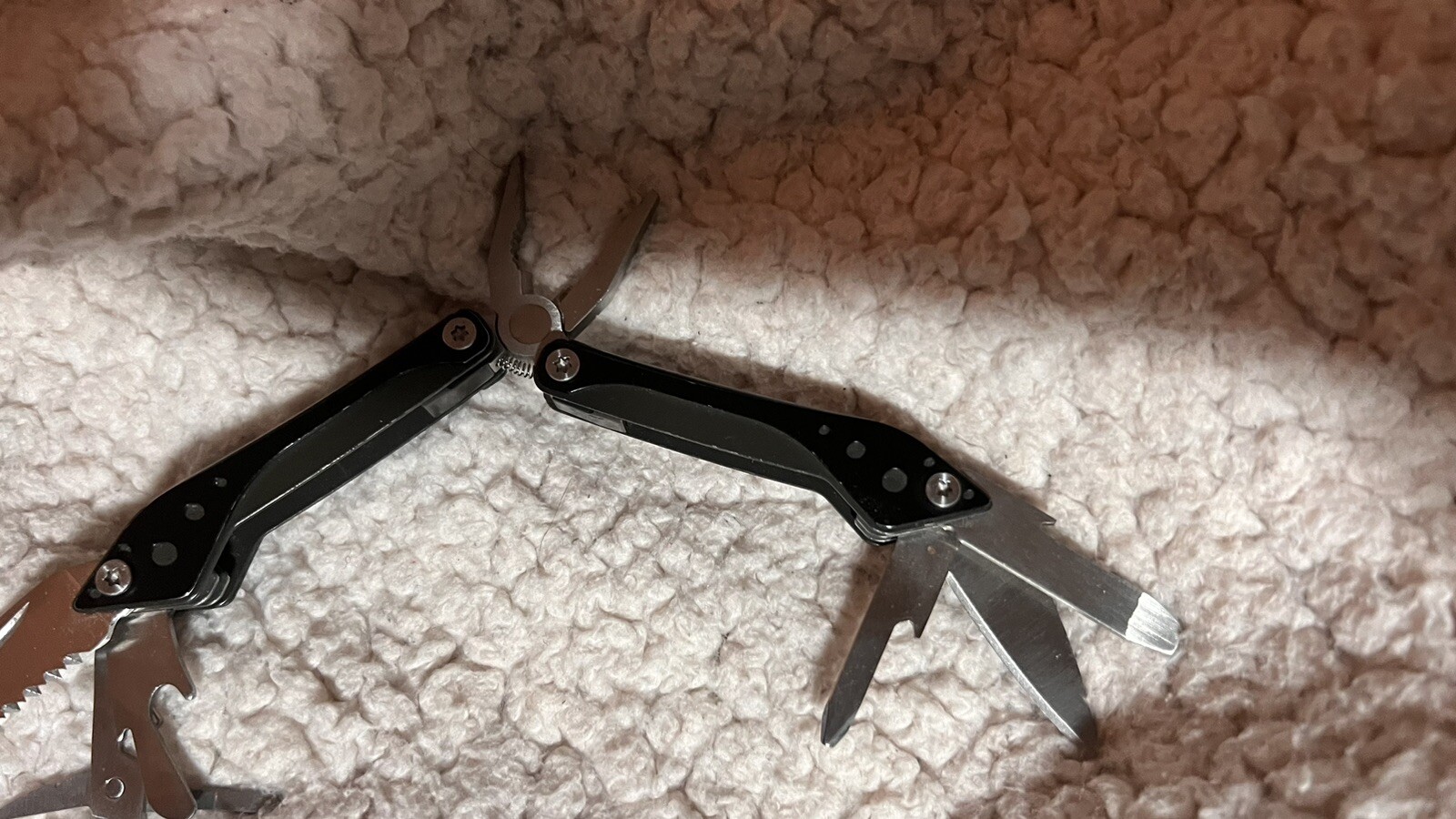 1 Leatherman Cabela’s BLAST Multi Tool Fishing Camping EXCELLENT LOT 806