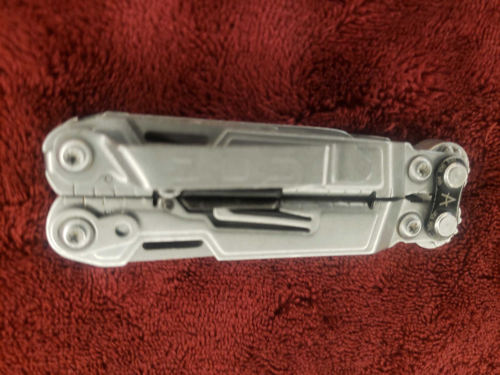 SOG PowerPint Multi-Tool Pocket Knife Folding Pliers
