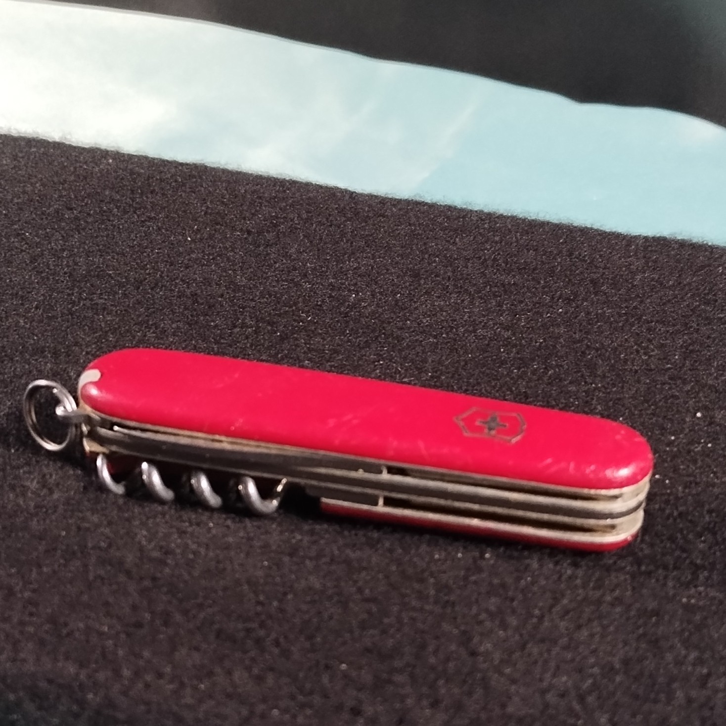 Victorinox Swiss Army Multi-Tool Knife Red Stainless Steel Straight Edge 4 Tools