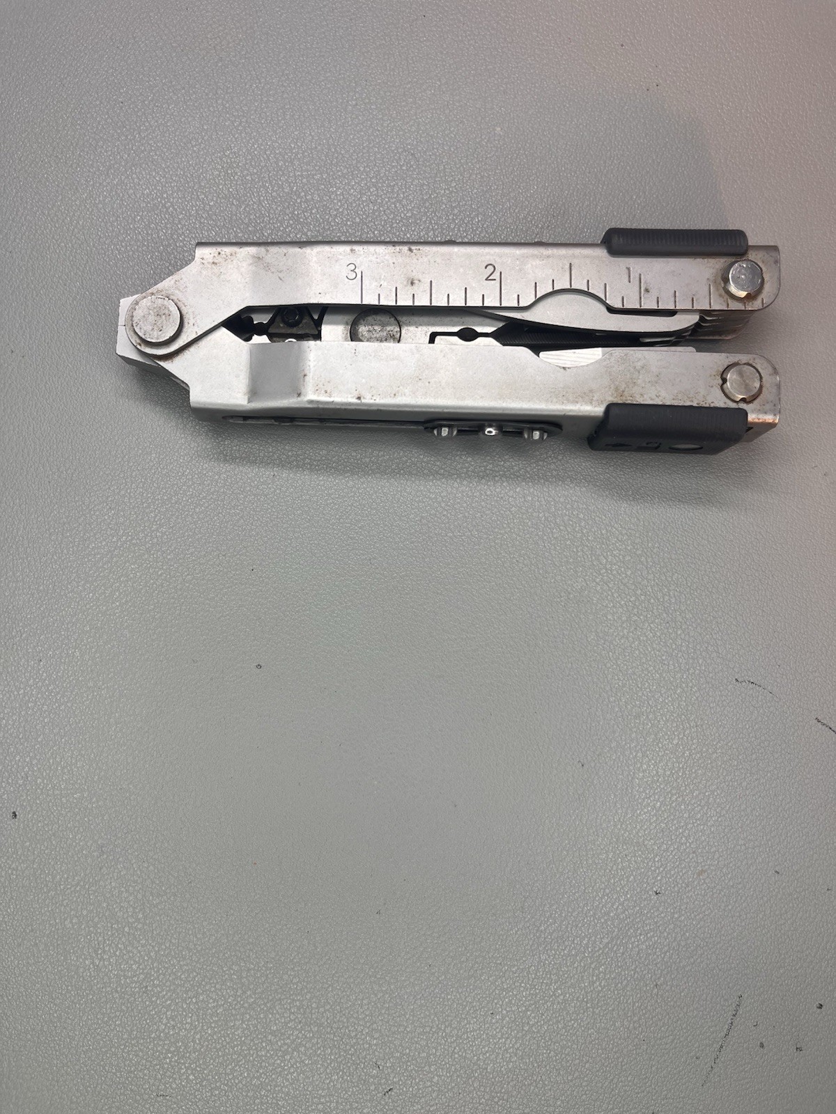 Gerber bluntnose with replaceable tungsten carbide cutters, wharncliffe blade
