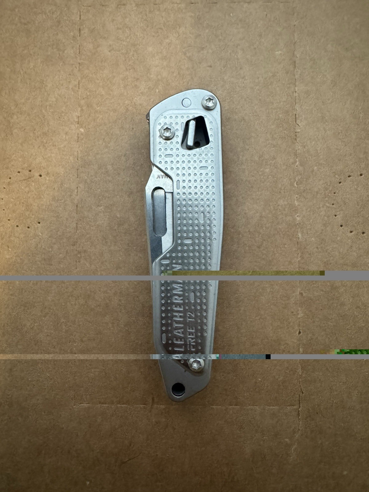 Leatherman Free T2 Pocket Knife Multi-Tool No Pocket Clip Included