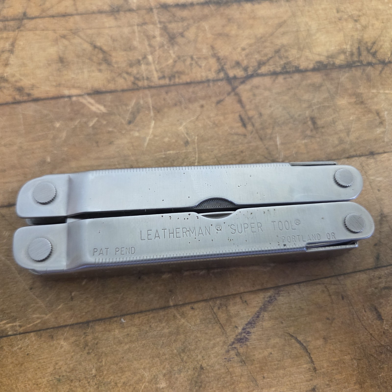 Leatherman Super Tool Multi-Tool With Nylon Sheath BP AMOCO