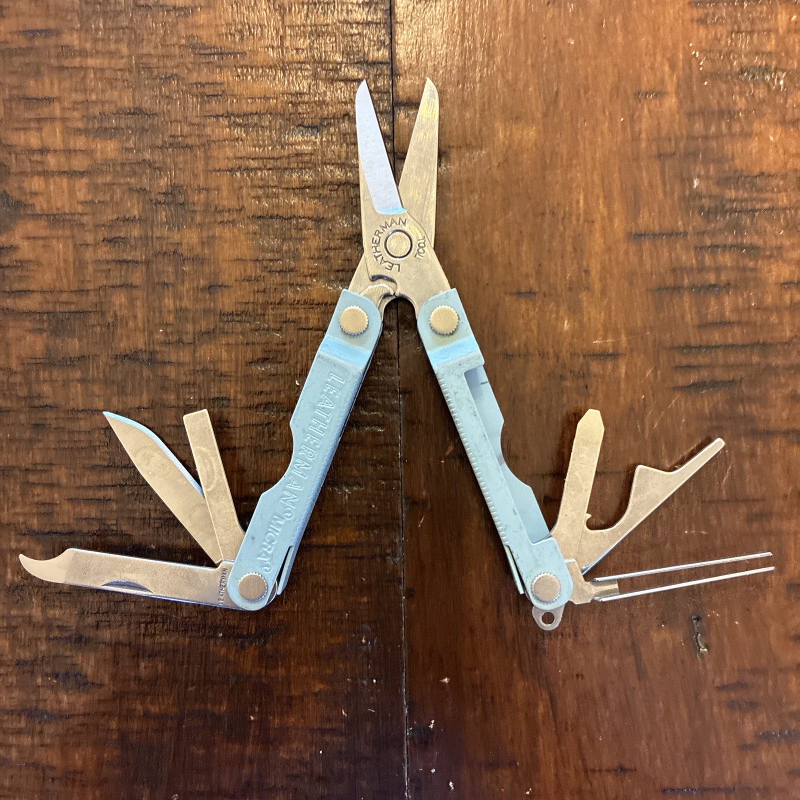 Leatherman Micra Arctic Blue Multitool Anodized Aluminum – 11/23