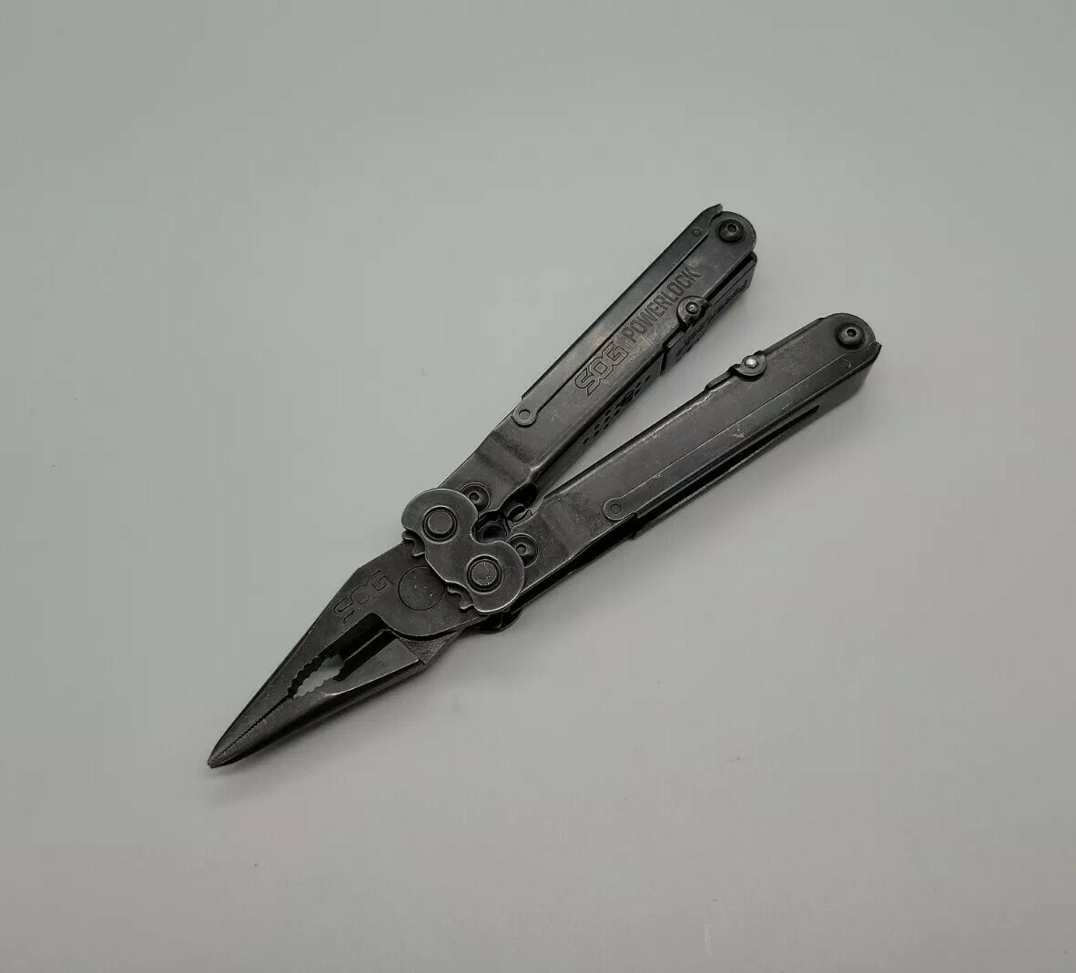 SOG PowerLock Multitool Black Oxide Combo Knife Scissors Saw File