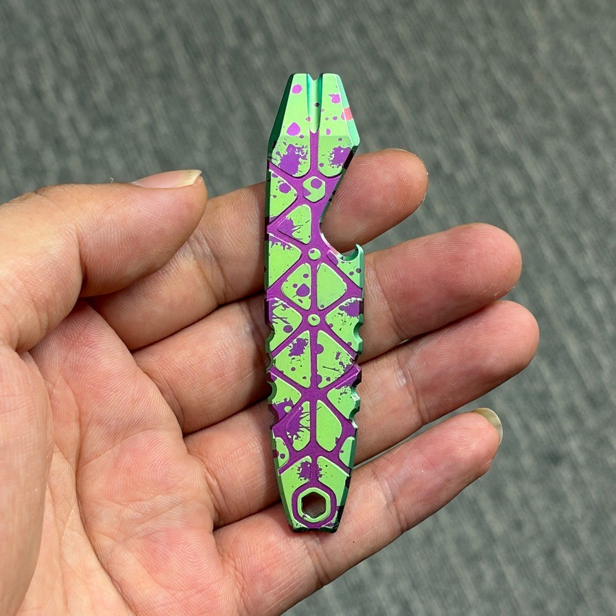 Titanium alloy EDC Back clip Pry Bar with 4mm Hex Hole Collectible Gear