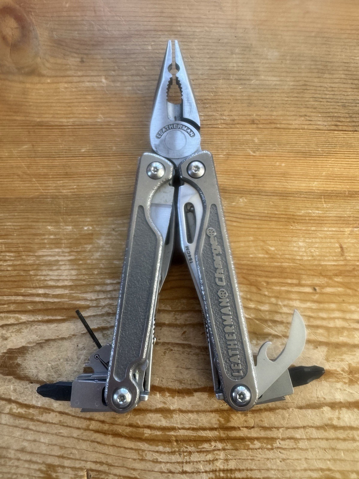 Leatherman Charge XTI S30V Blade Multi-Tool Blasting Cap Crimper Belt Cutter