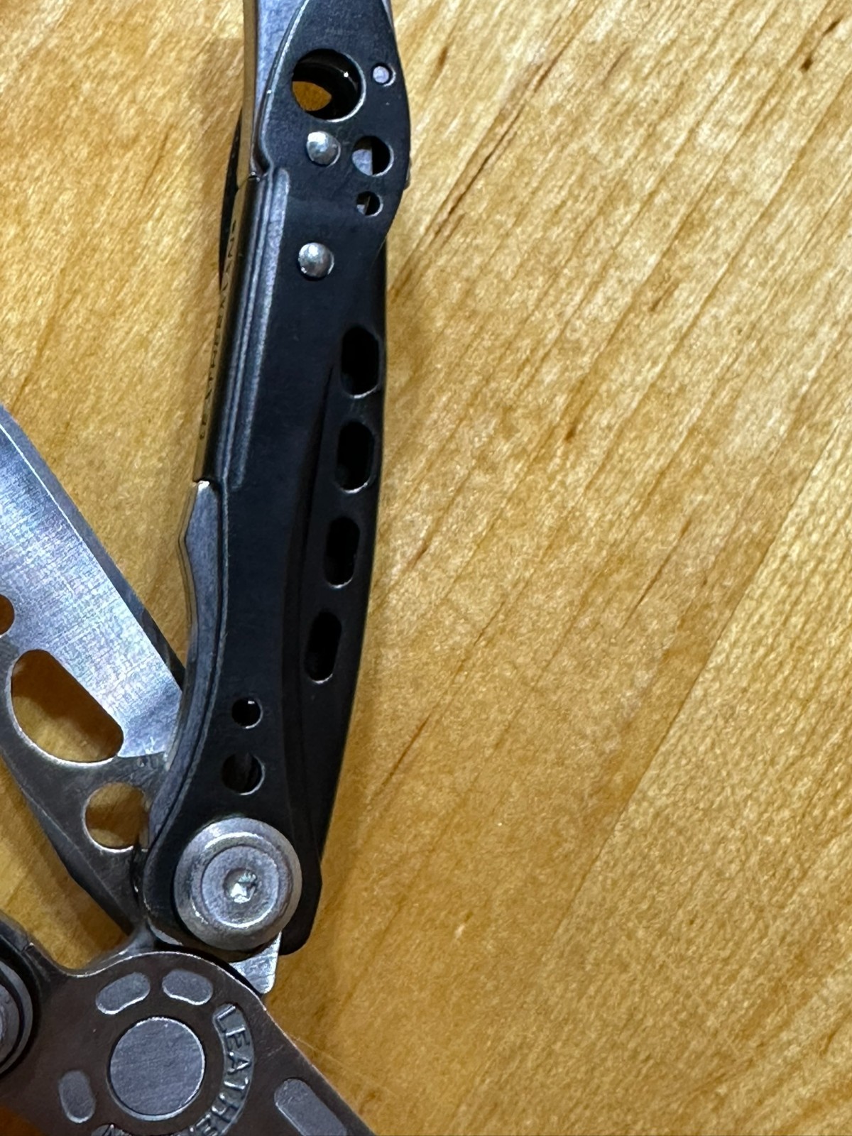 Leatherman Skeletool CX 7-in-1 Multi-Tool 154cm blade