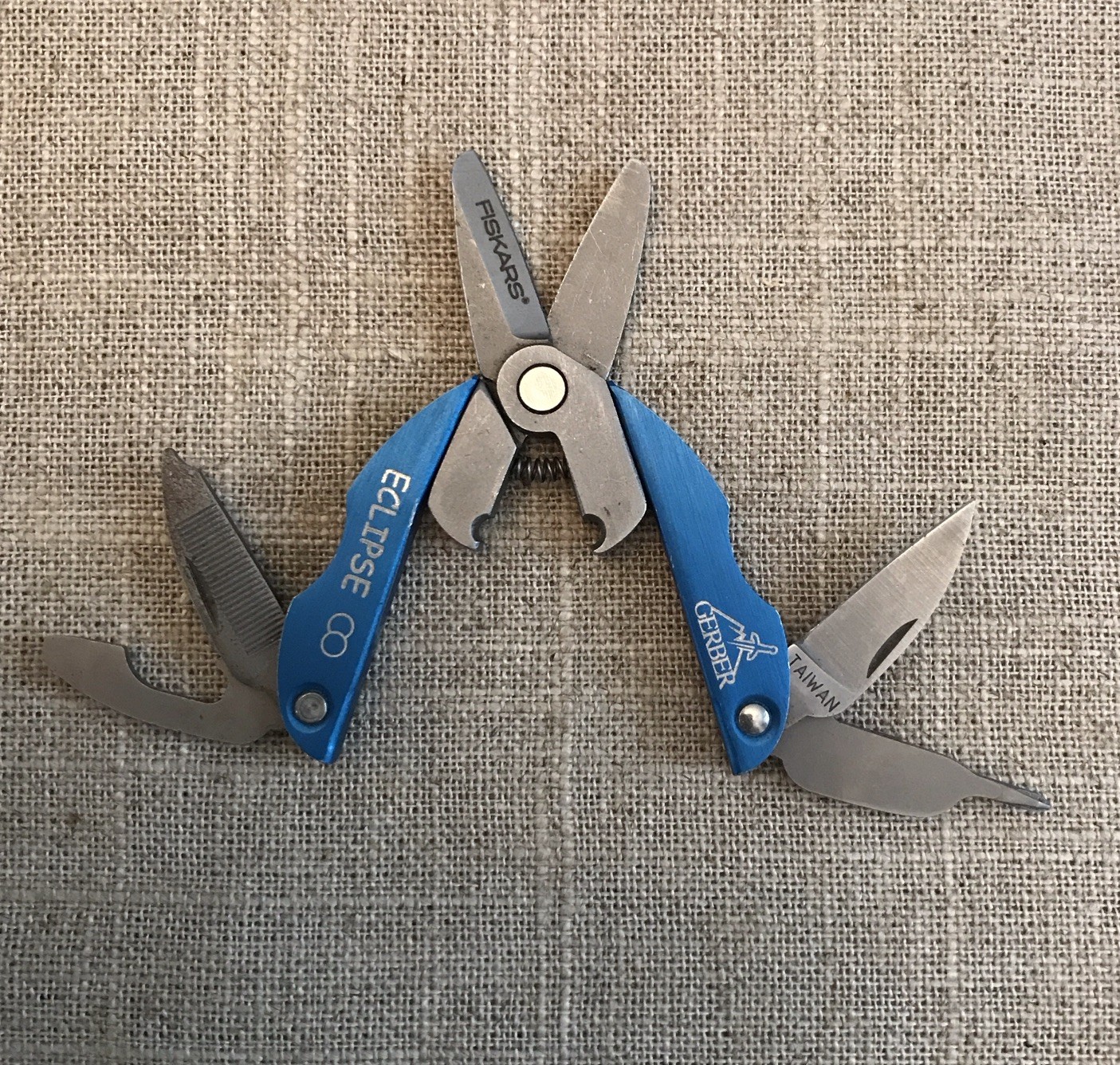 Gerber Fiskars Total Eclipse Fine Edge Blue 22-08478 Multi Tool