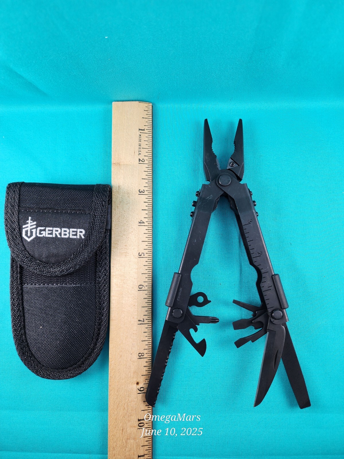 Gerber Multi-tool Mp 600 MP600 MP400 stainless & black A+ conditions DIME
