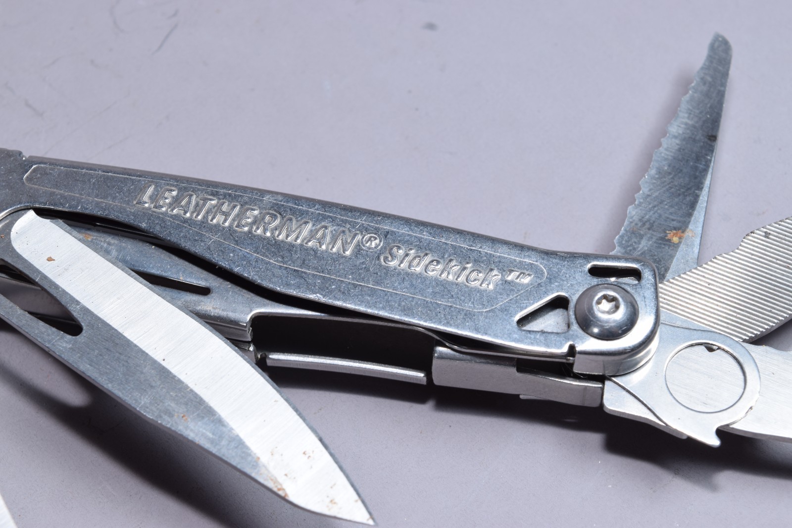 Leatherman Sidekick Multi-Tool, 2d bit kit, extender, Carabiner, leather pouch
