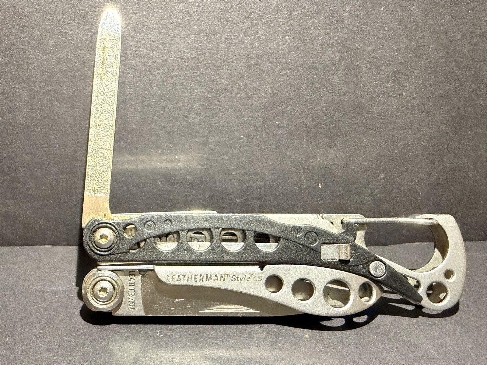 LEATHERMAN STYLE CS Black Multi-Tool Knife File Tweezer Carabiner