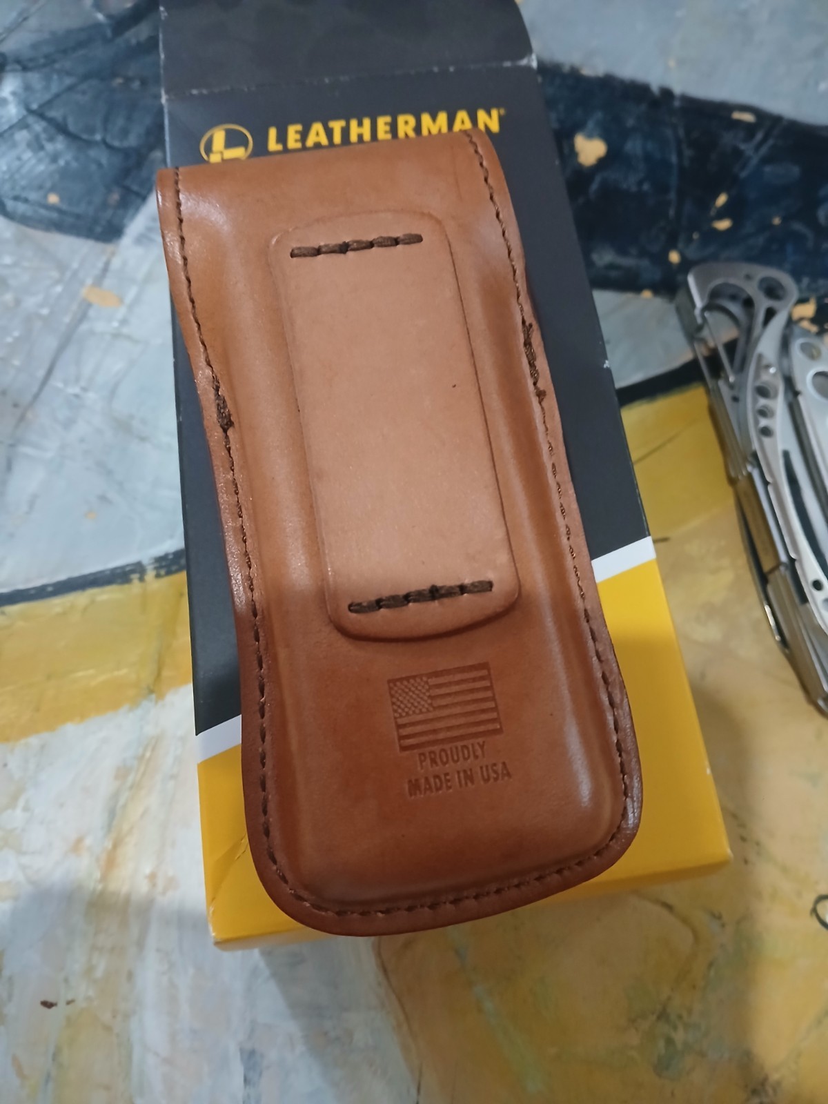 Unused Leatherman Skeletool Multitool- W/ Genuine Brown Leather Sheath USA Boxed