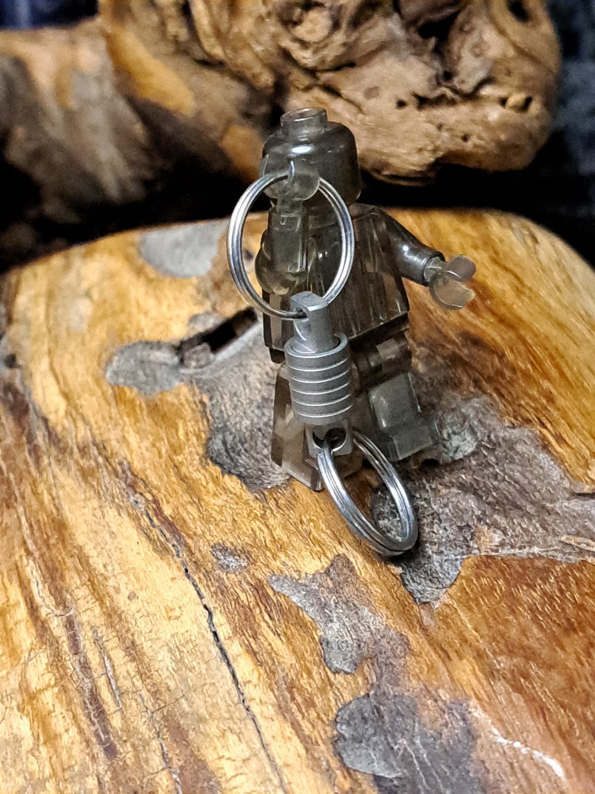 Pro Mini Series Titanium Swivel With 15mm Titanium Keyrings