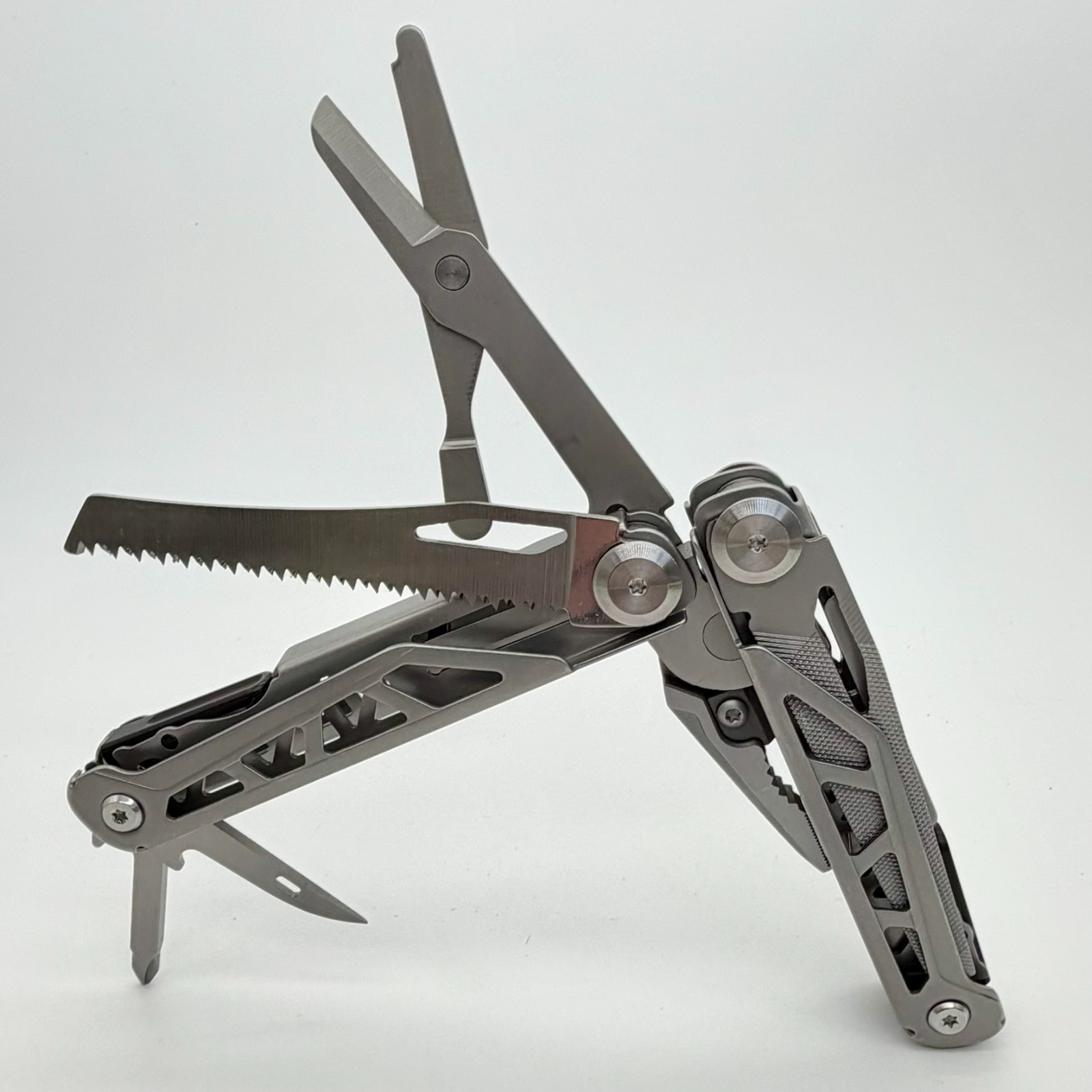 PERWIN 17-in-1 Multi-Tool Pliers Pocket Knife Saw Scissors File Self-Locking EDC
