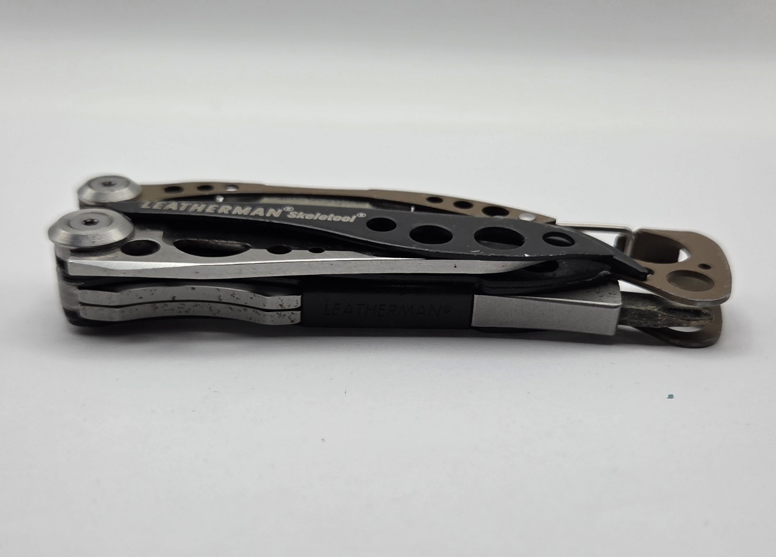 Leatherman Skeletool Coyote Tan multi tool Discontinued L-2