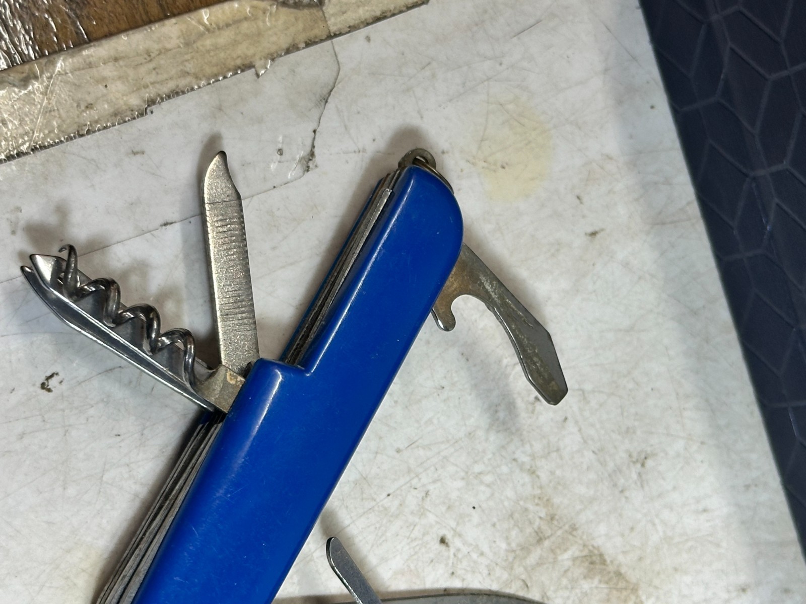 Vintage Blue Multi Tool Pocket Knife Saw Scissors Corkscrew Camping EDC