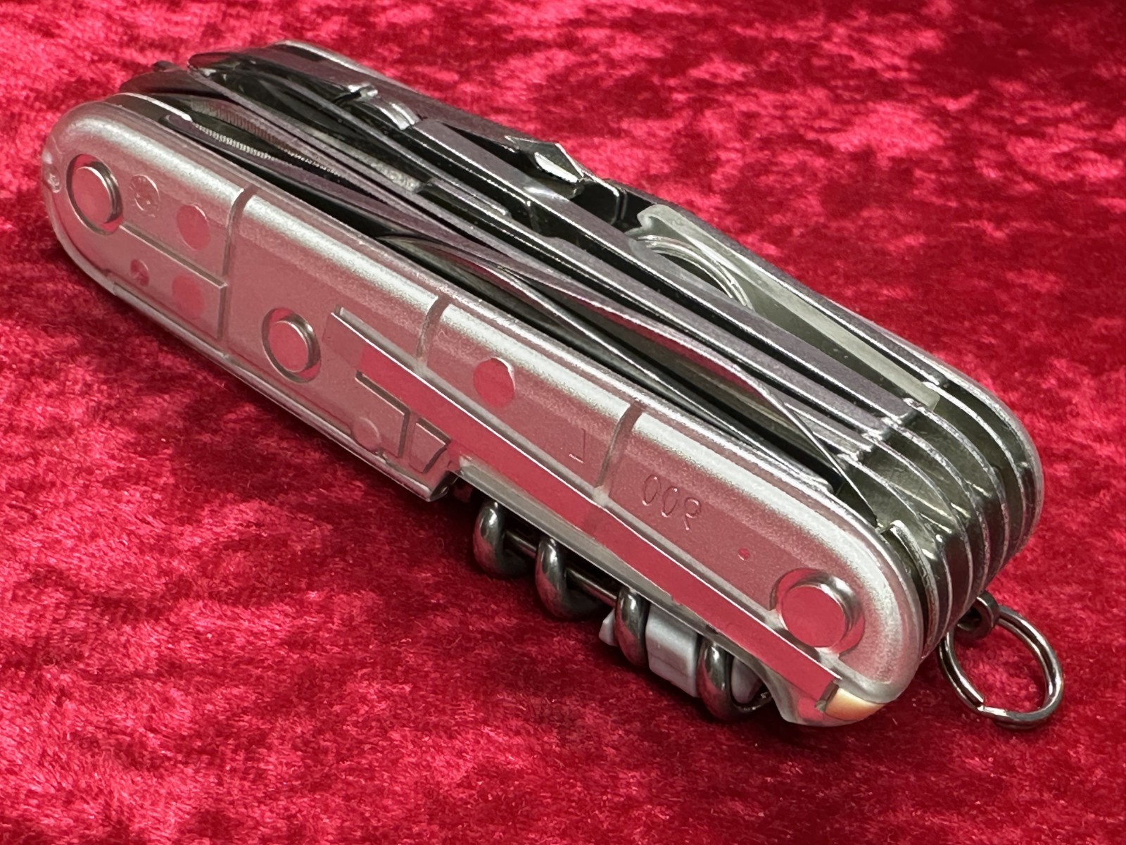 Victorinox SwissChamp SilverTech Swiss Army Knife 91mm 21 Tool 8 Layer (674)