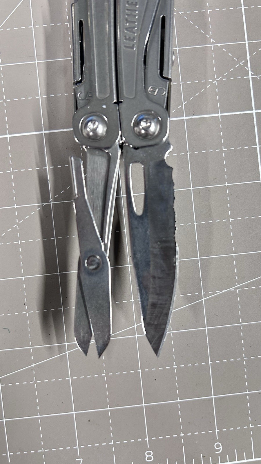 LEATHERMAN Wingman 14 in 1 Multitool W/ Spring-Action Pliers & Scissors Silver