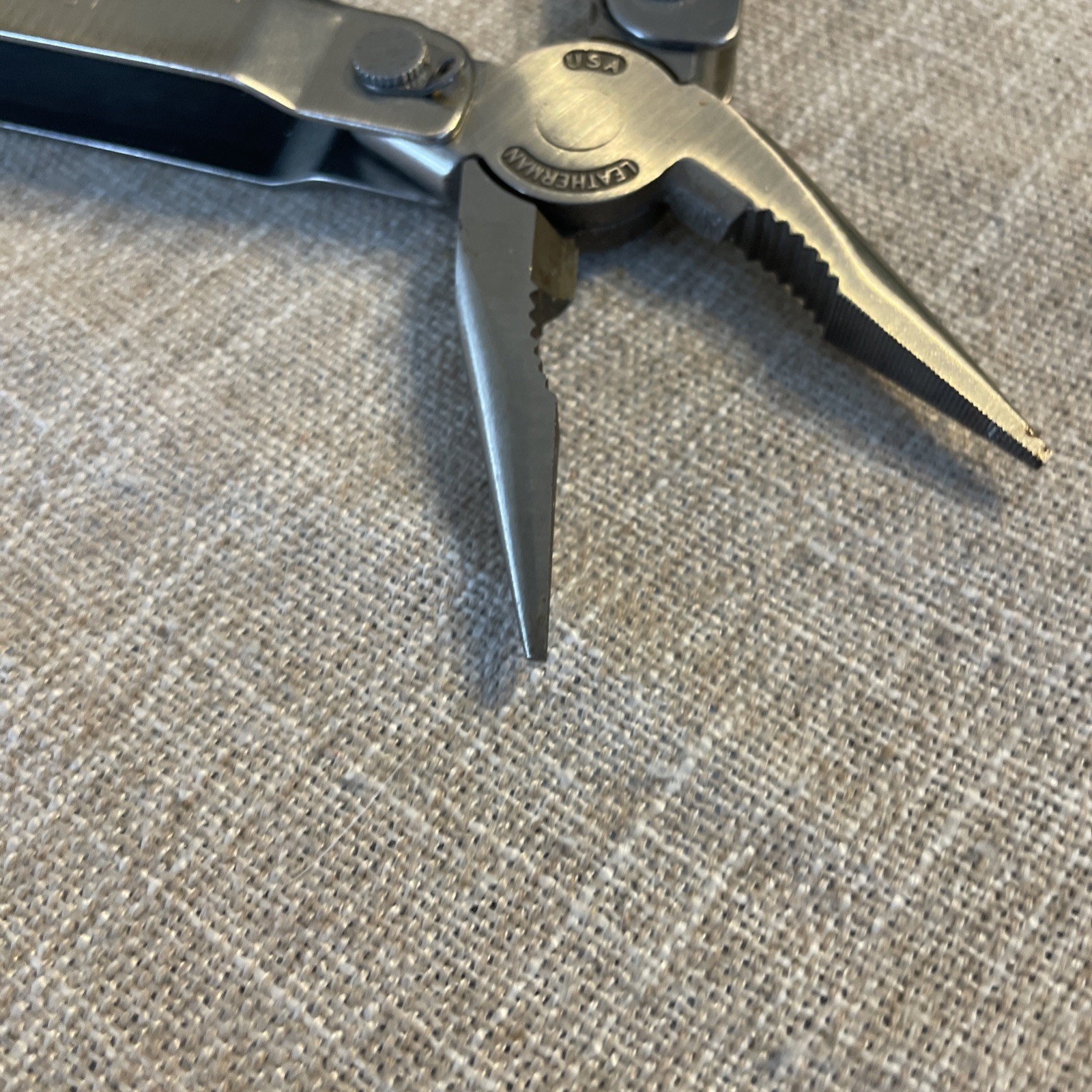 Leatherman Super Tool Multi 11-Tool Supertool Pocket Knife Pliers File Saw 0500