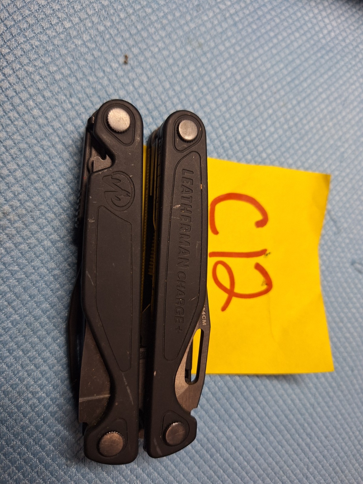 1 Leatherman Black Charge Multi Tool FISHING Camping LOC C12