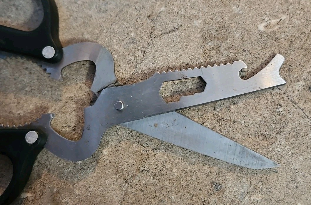 Multi Tool Scissors