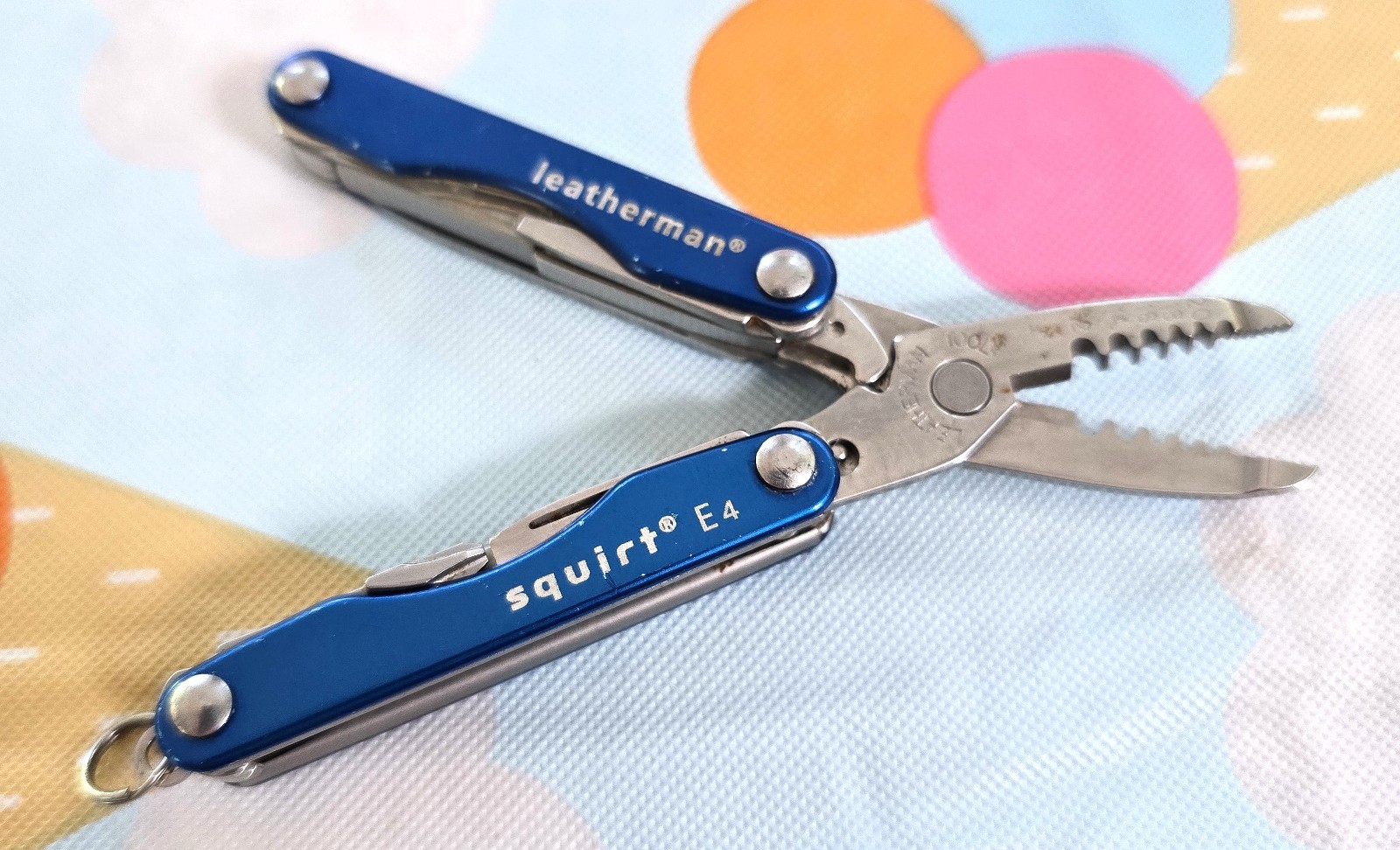 Leatherman Squirt E4 Multi-Tool w/Wire Strippers – Tactical Support Equipment