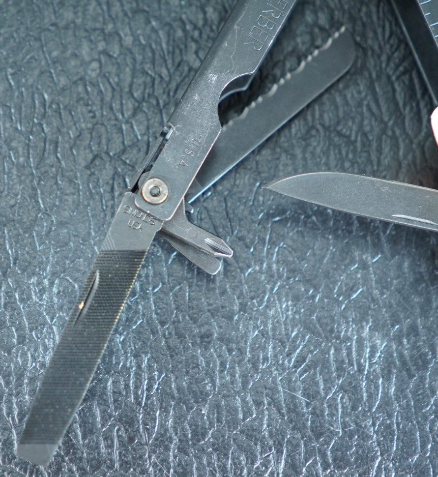 Gerber Black Oxide Finish Multi-Plier w/ cloth sheath Tool Kit 55860 55200 NOS