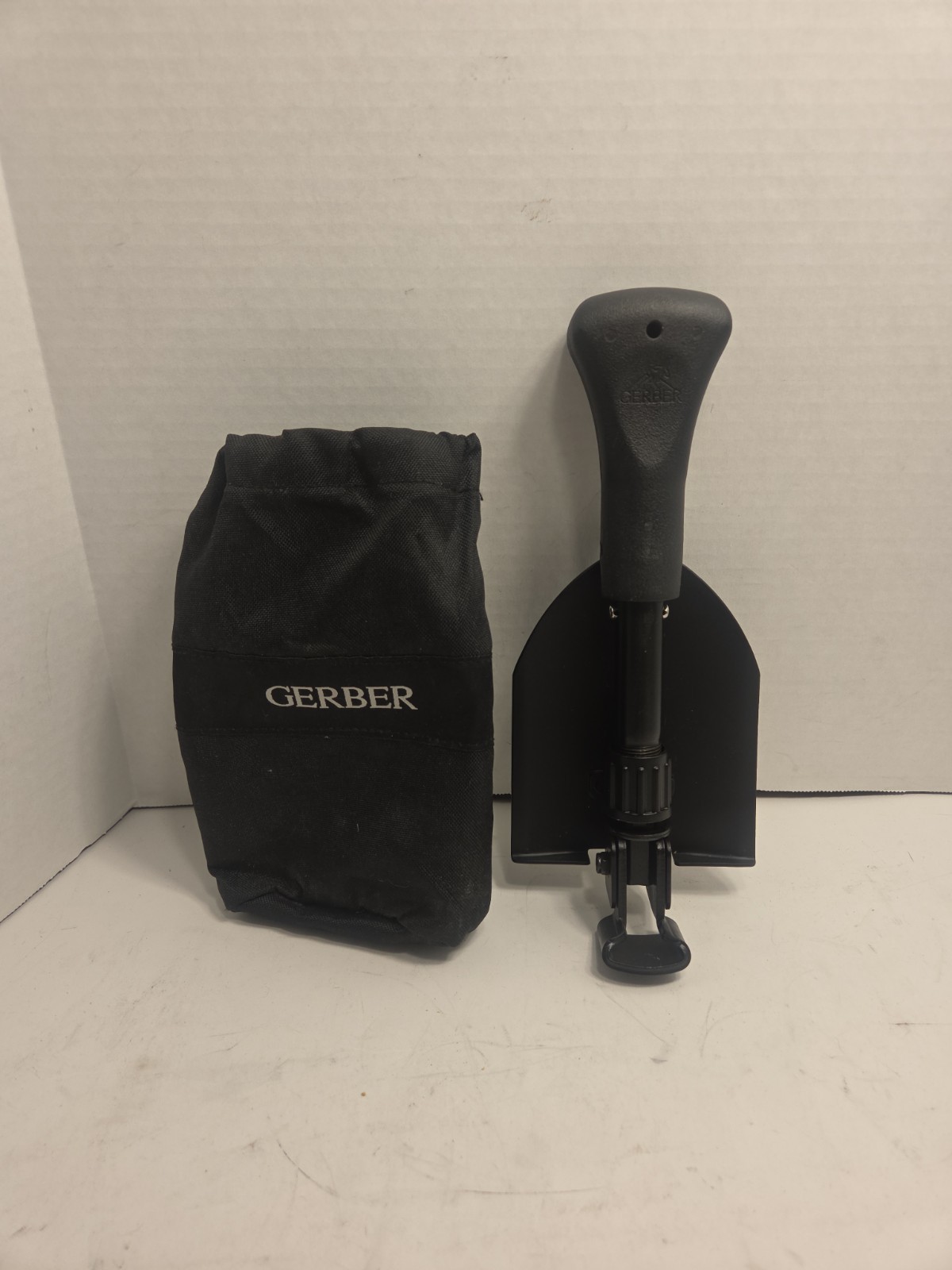 Gerber Gorge Compact Folding Camping Shovel with Travel Bag