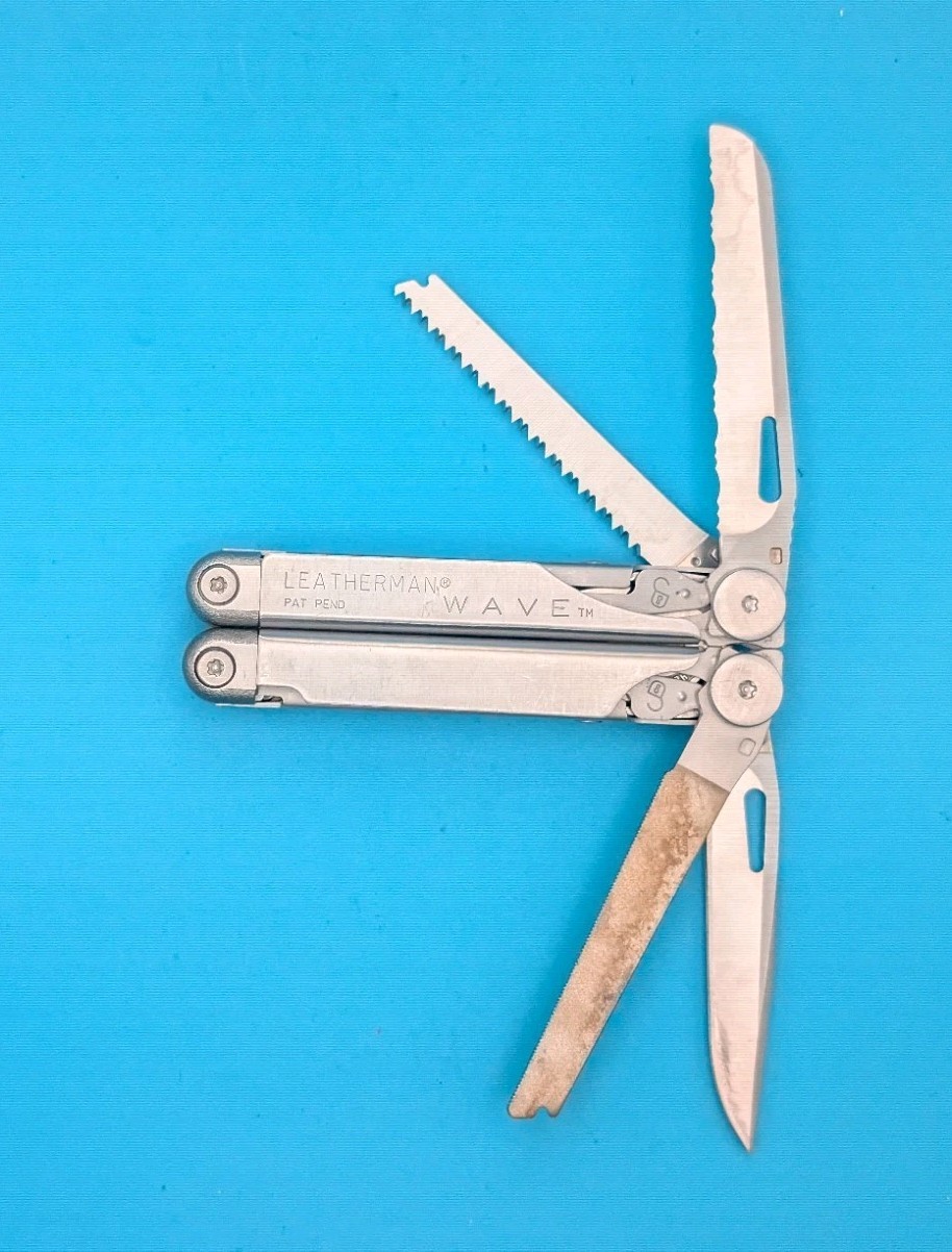 Vintage Leatherman Wave Original Multi Tool! , Dated 03/02 (MAR, 2002)